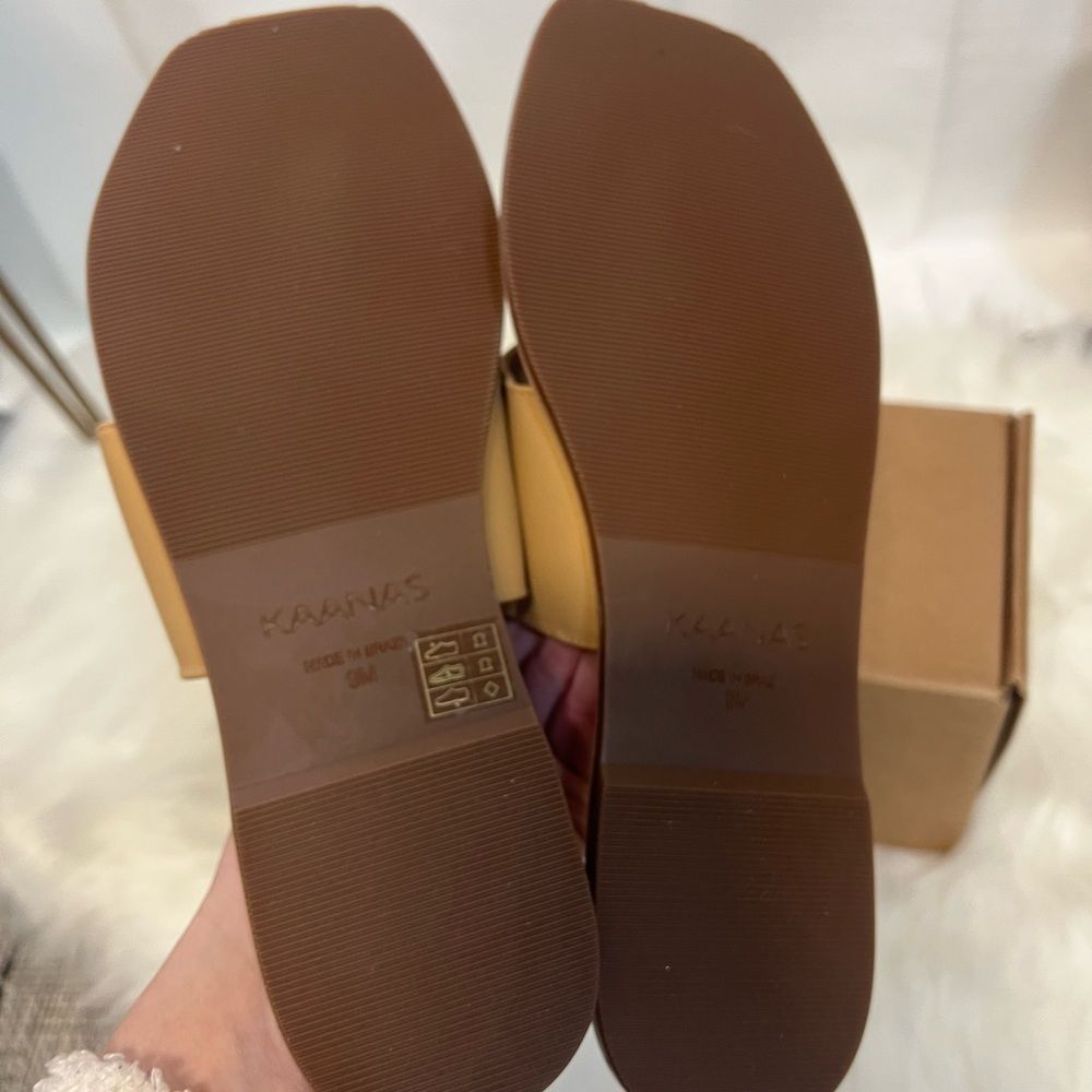 Kaanas Maria Camel Leather Slide Sandals - Picture 3 of 5